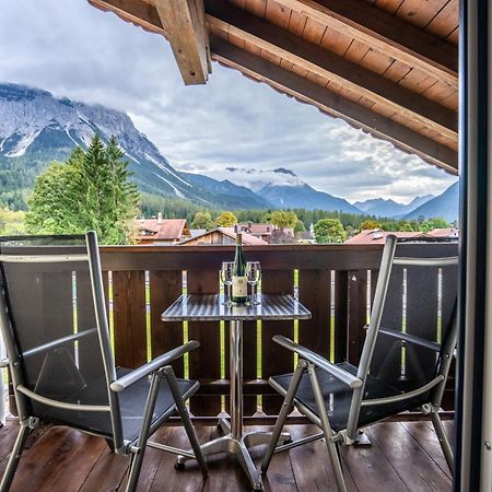 Tiroler Alpblick Appartements Ehrwald Bagian luar foto