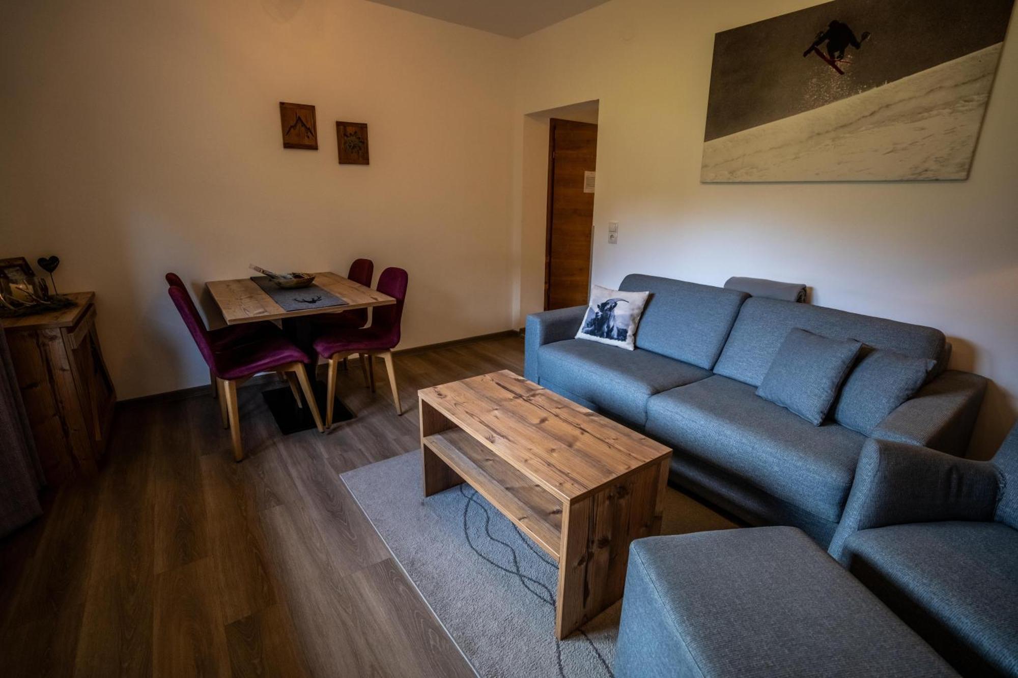 Tiroler Alpblick Appartements Ehrwald Bagian luar foto